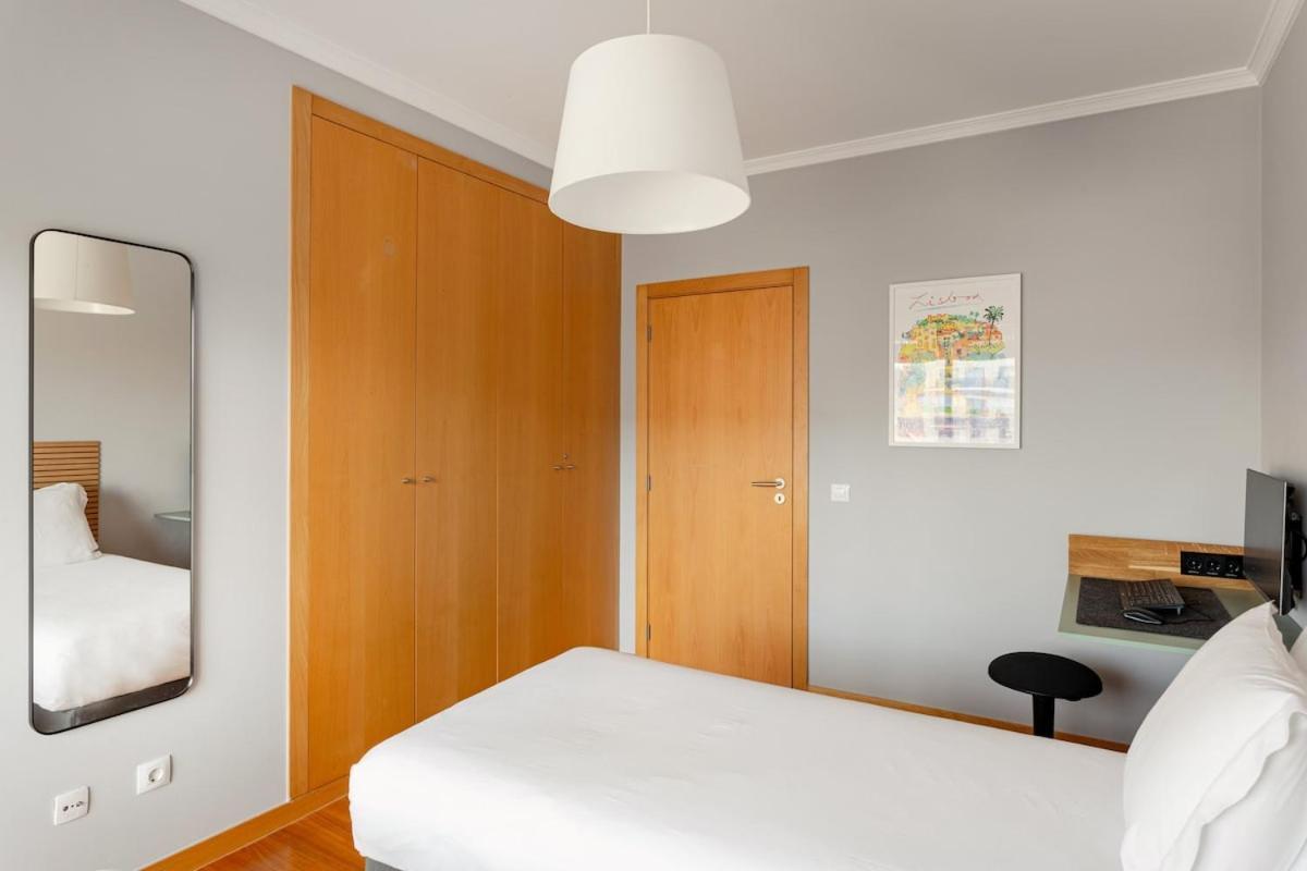 Apartamento Elegant Flat In Benfica - 10 Min To Center Lisboa