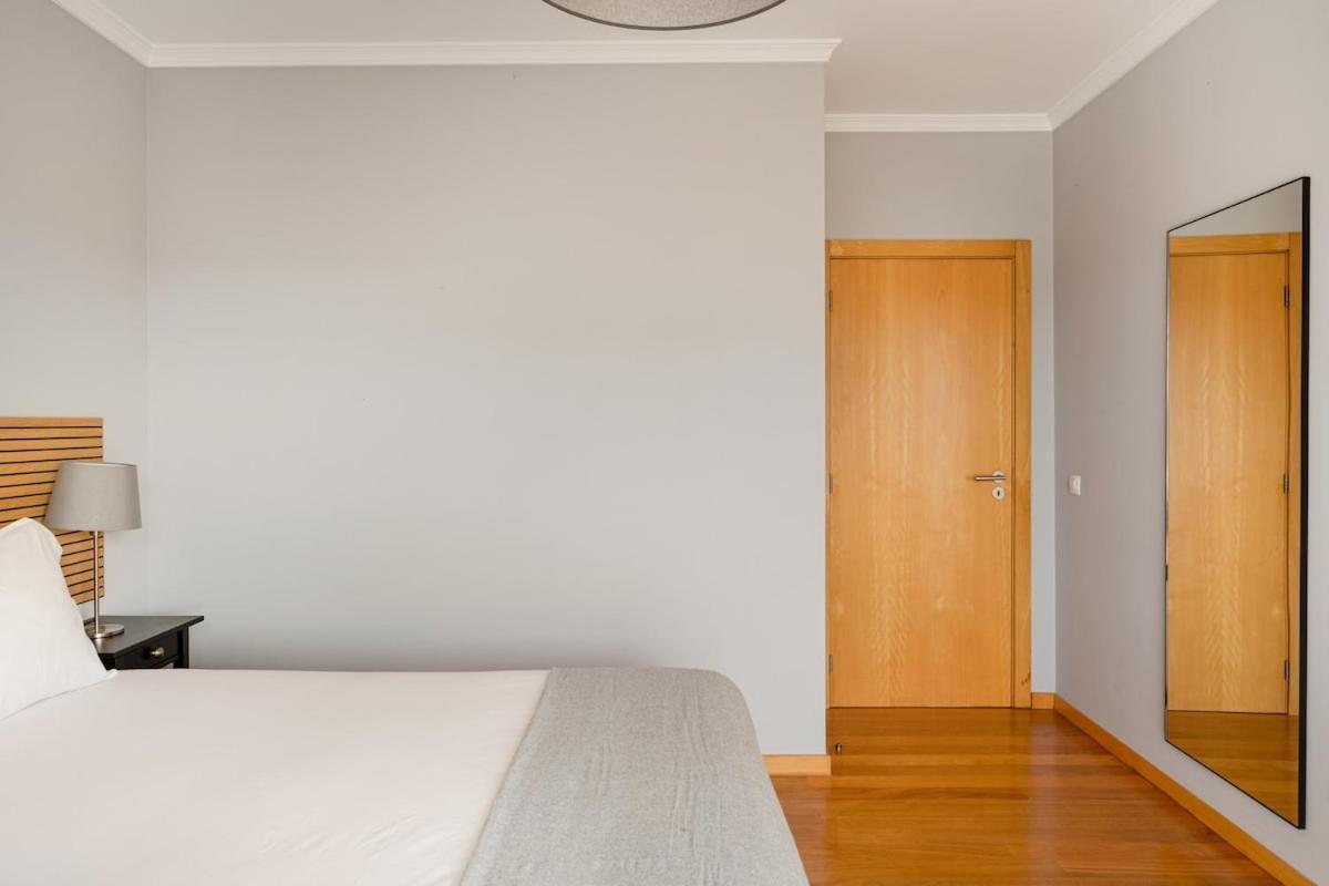 Elegant Flat In Benfica - 10 Min To Center * Lisboa
